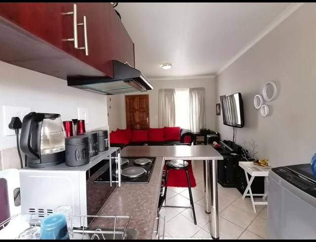 2 BEDROOM HOUSE FOR SALE IN ERMELO